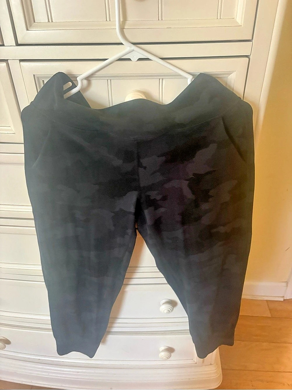 Camo Leggings in Black Like New